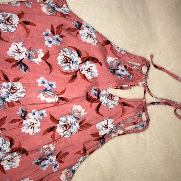 Romper - Picture 2 of 3